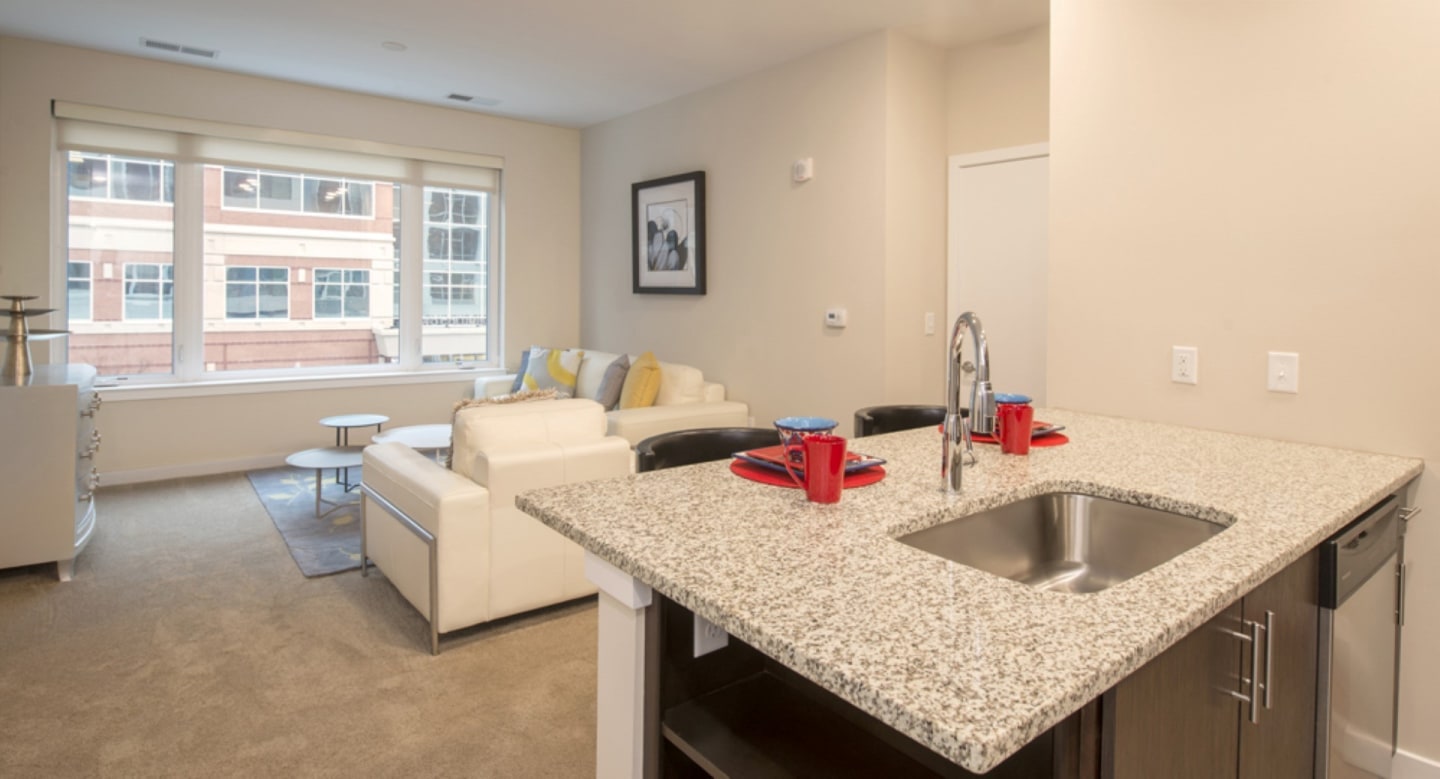 Encore 4505 at Town Center Apartments Image 7
