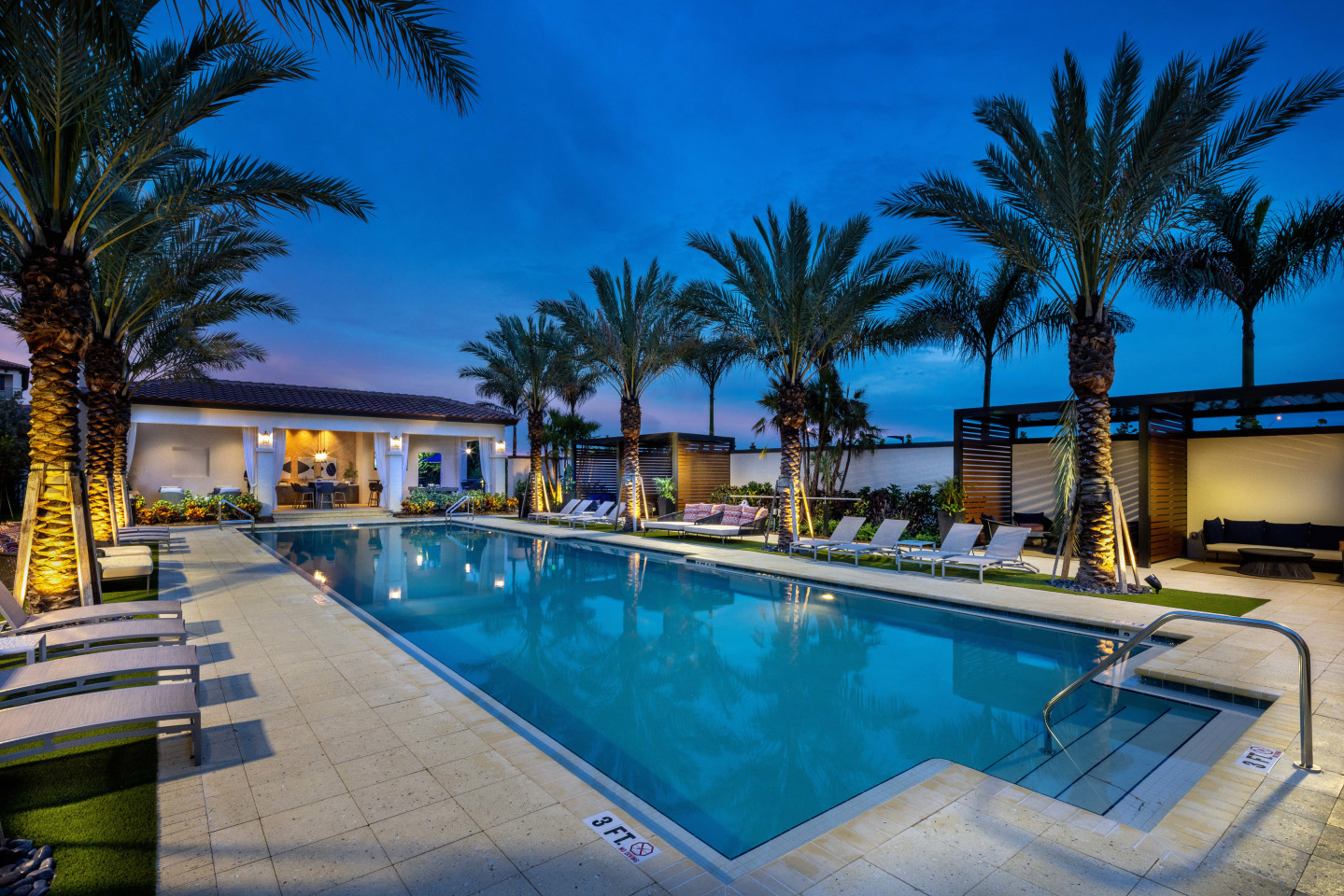 Locklyn West Palm Image 17