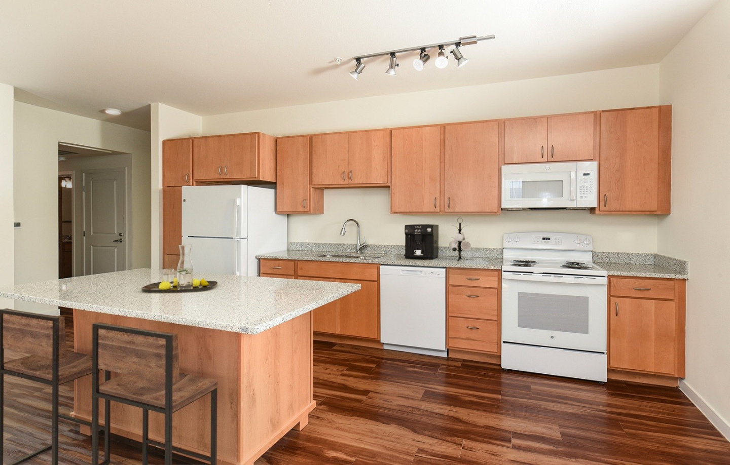Senior & Affordable Housing – Casa Azure 55+ Apartments Image 17