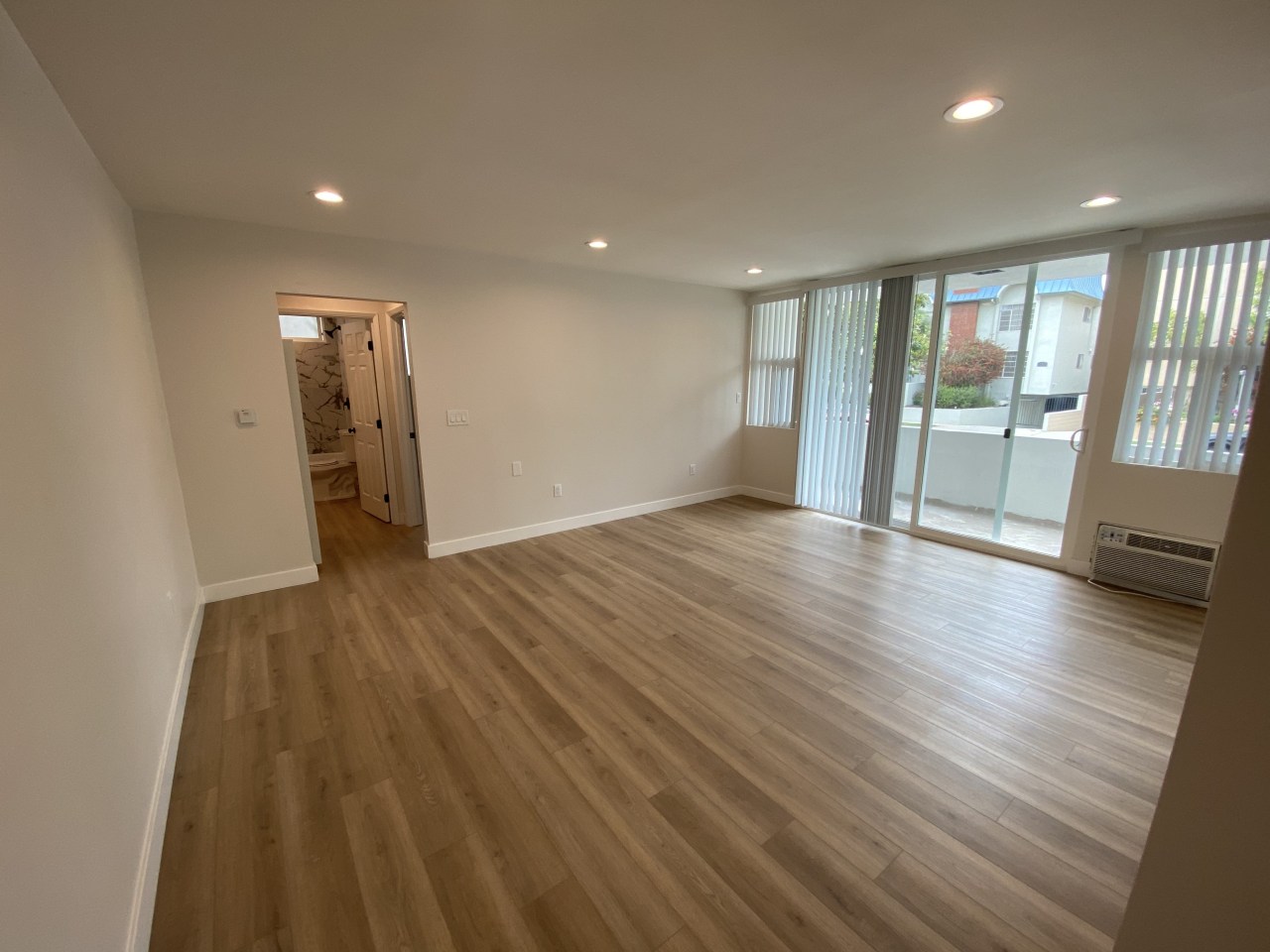 The Brentwood Collection Image 19