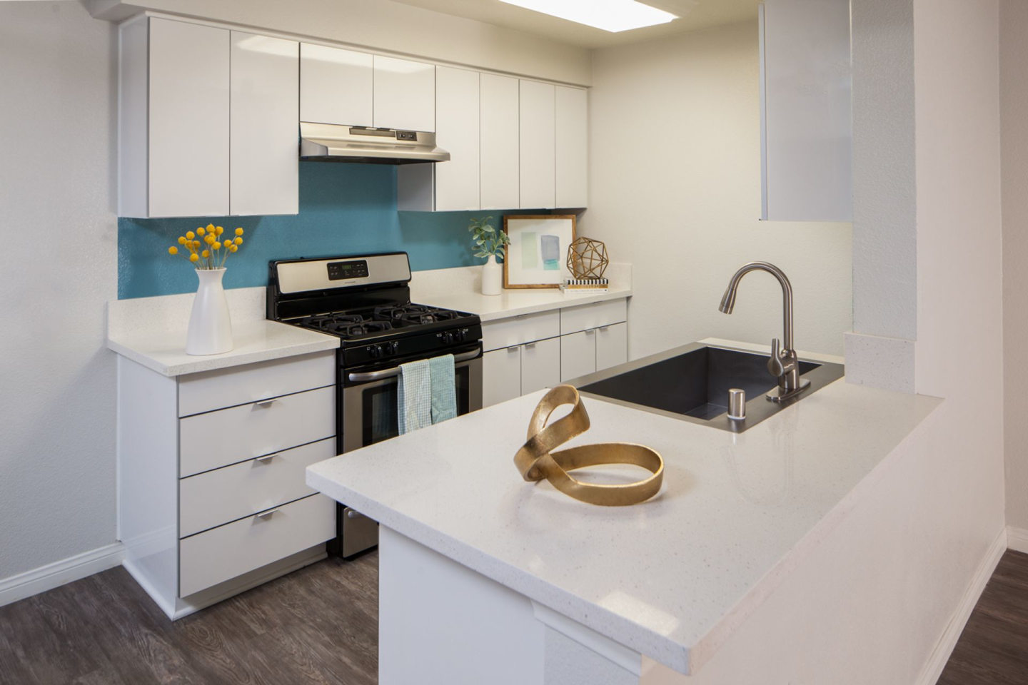 The 5800 Apartment Homes Image 4