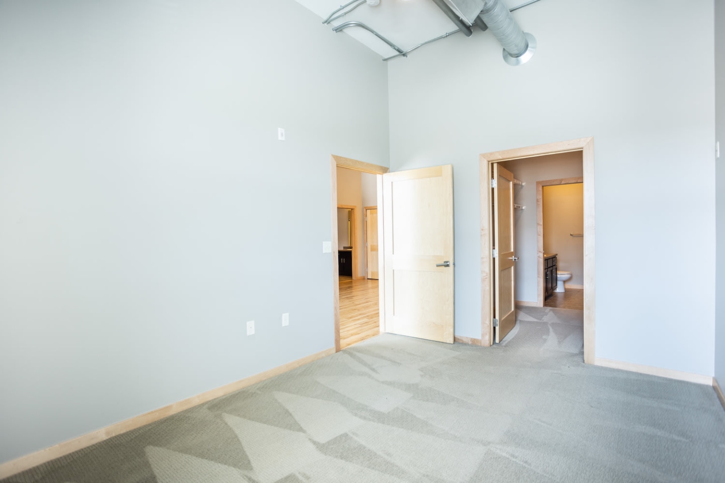 Uptown Exchange Lofts Image 26