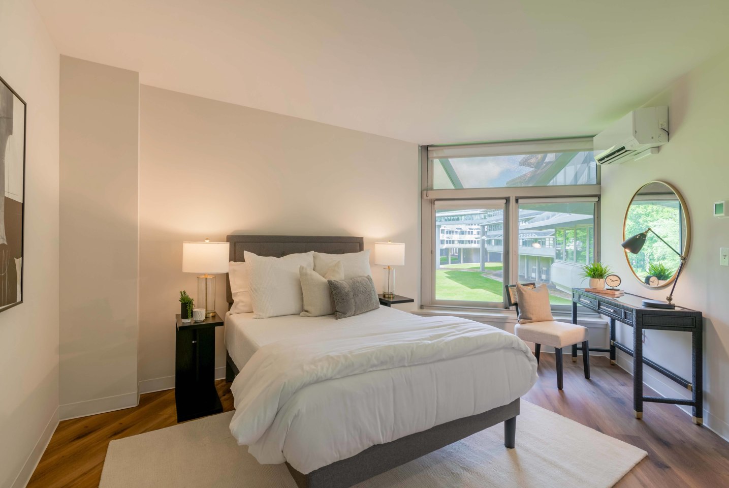 Residences at The Summit Image 11