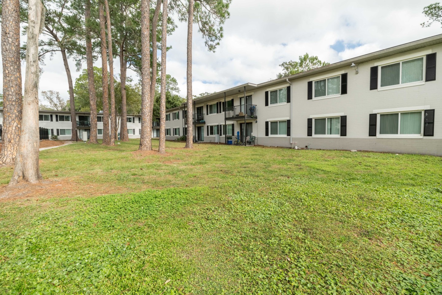 Square One Apartment Homes Image 14