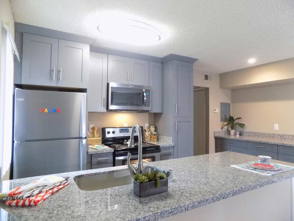 The Palms Apartment Homes Image 11