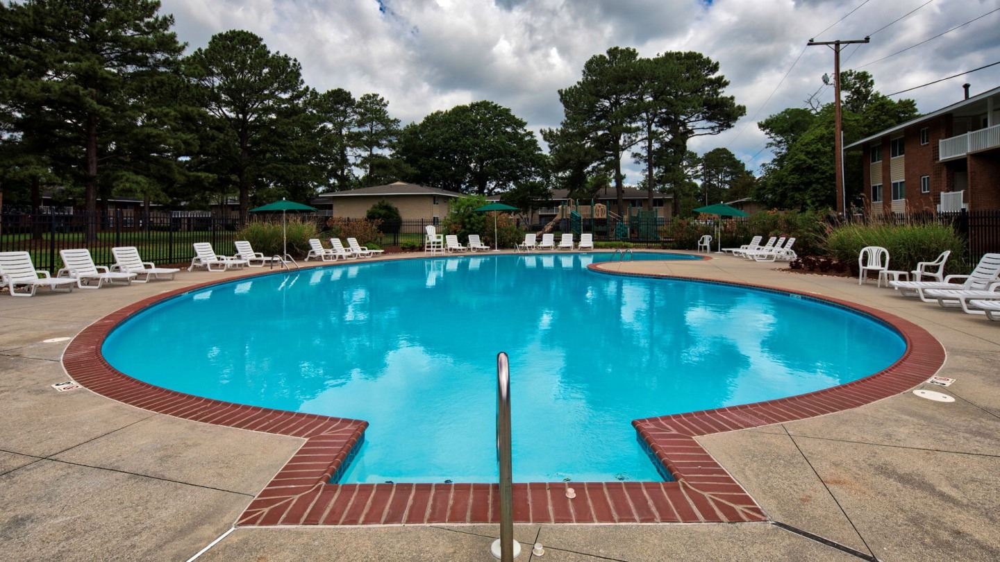 Pembroke Town Center Apartments Image 12