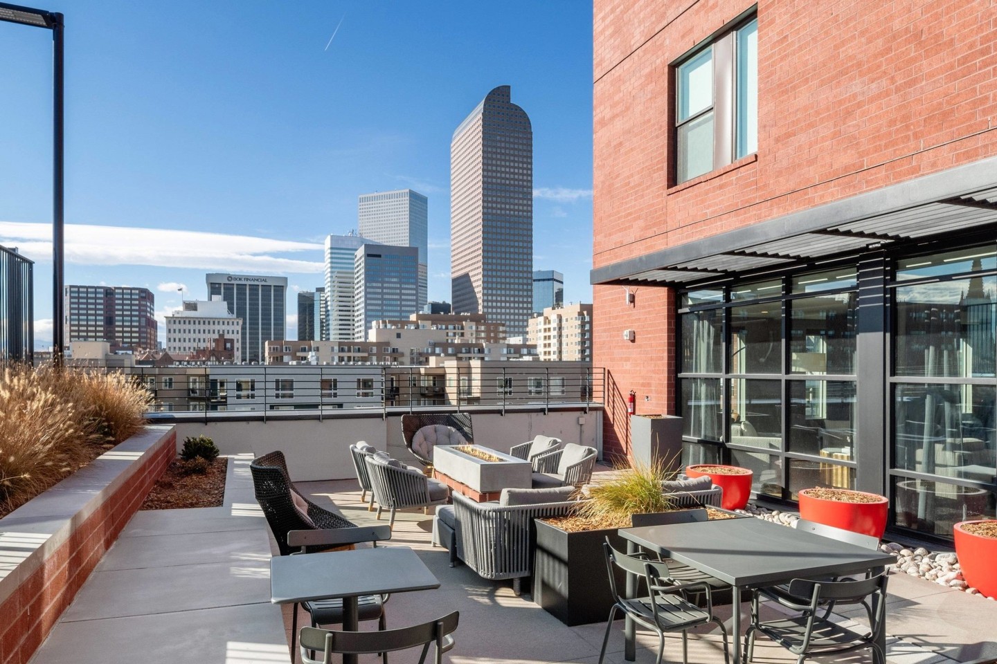 AMLI at Uptown Image 16