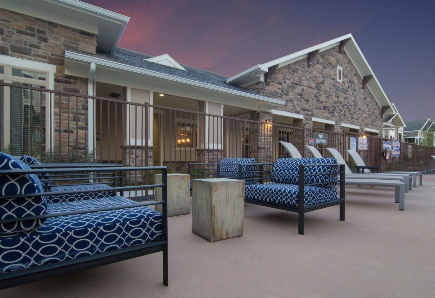 The Pointe at West Lake Image 25