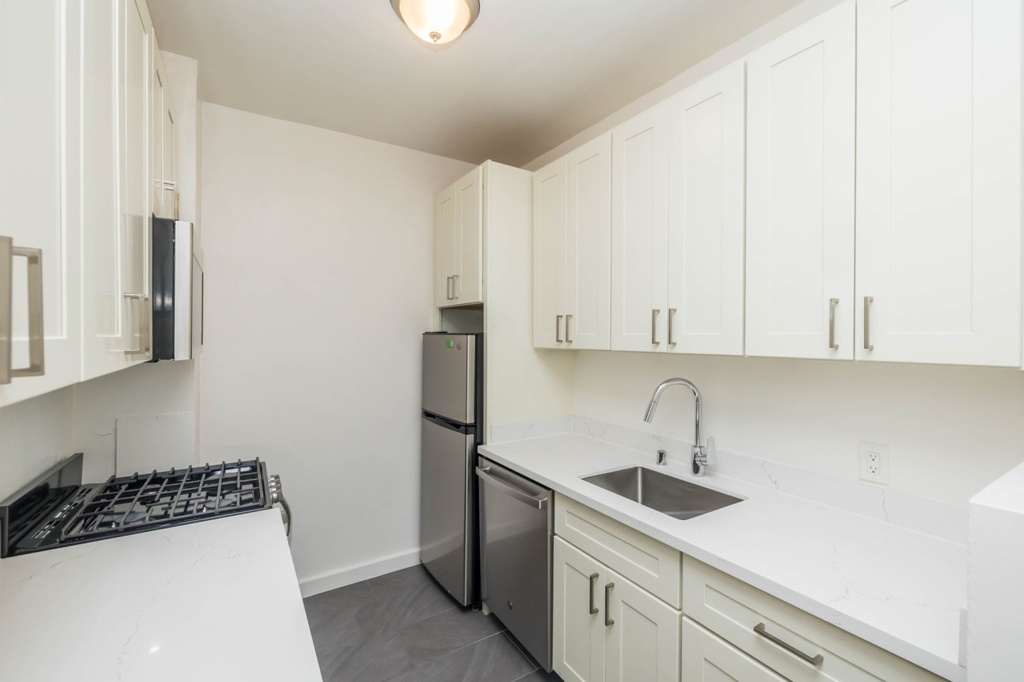 226 Athol Avenue Image 5
