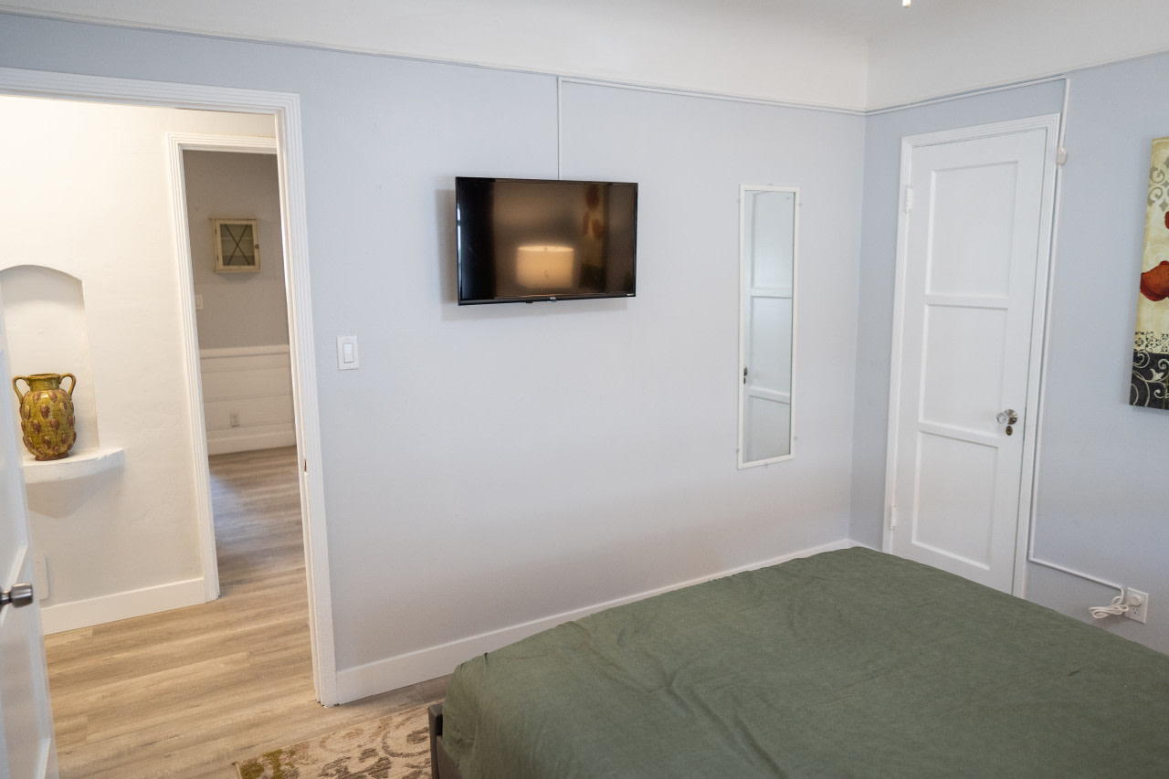Kling Front Image 41