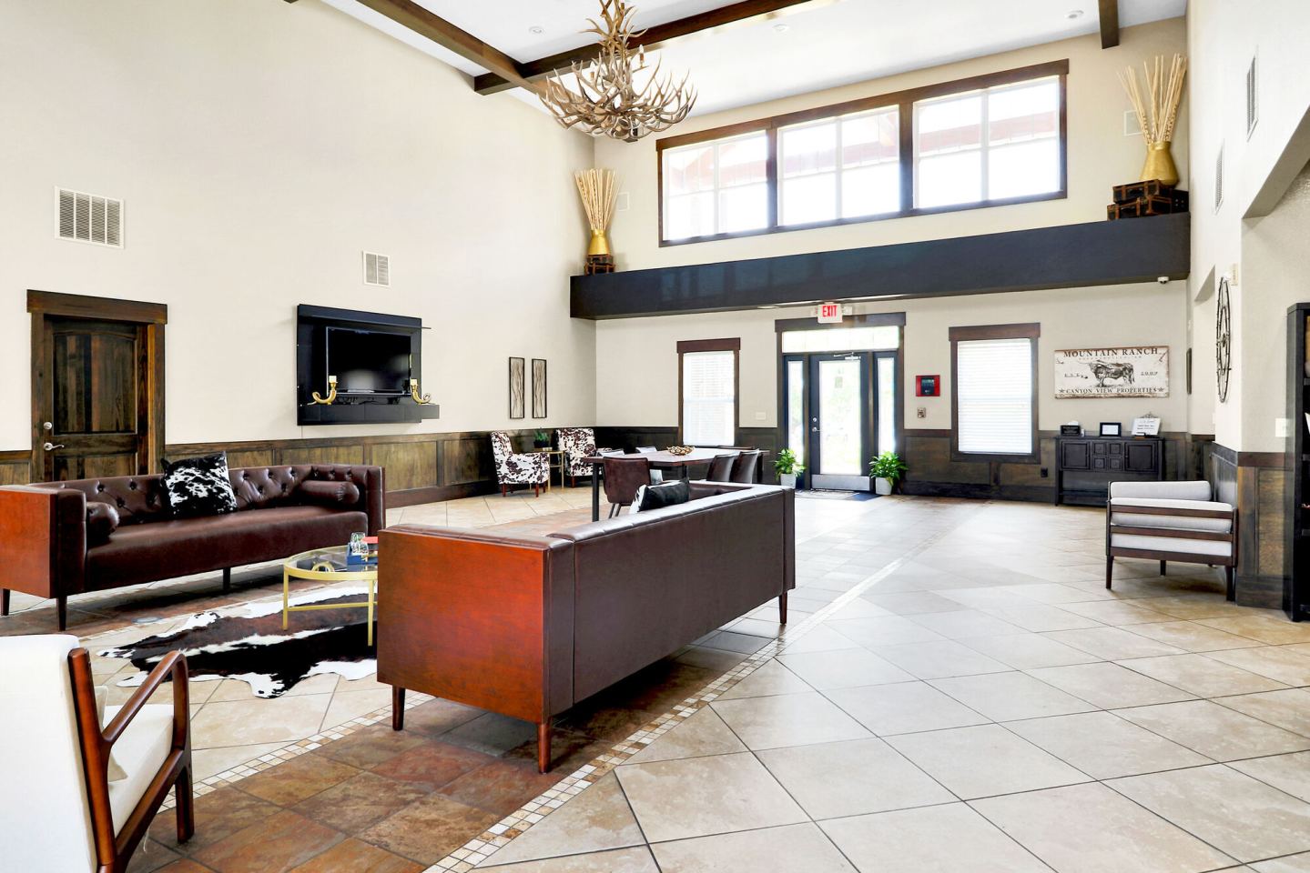 Mountain Ranch Image 33
