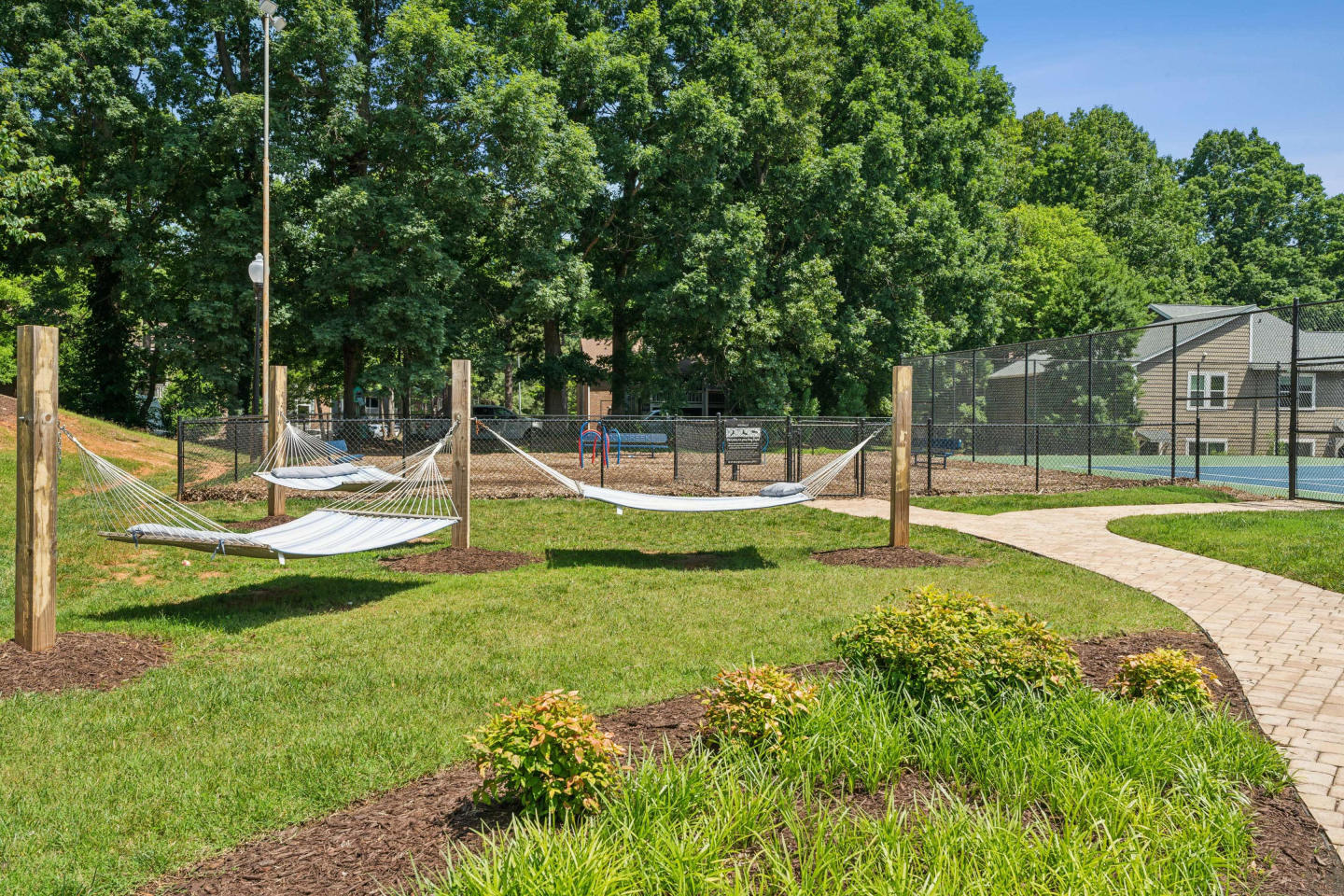 Woodcreek Apartments Image 4