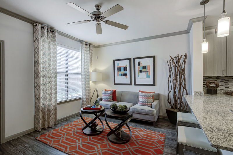 The Emerson Apartments Image 39
