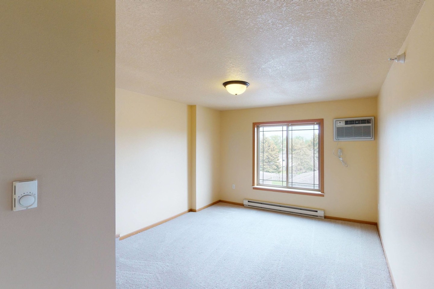 Williston Garden Apartments Image 13