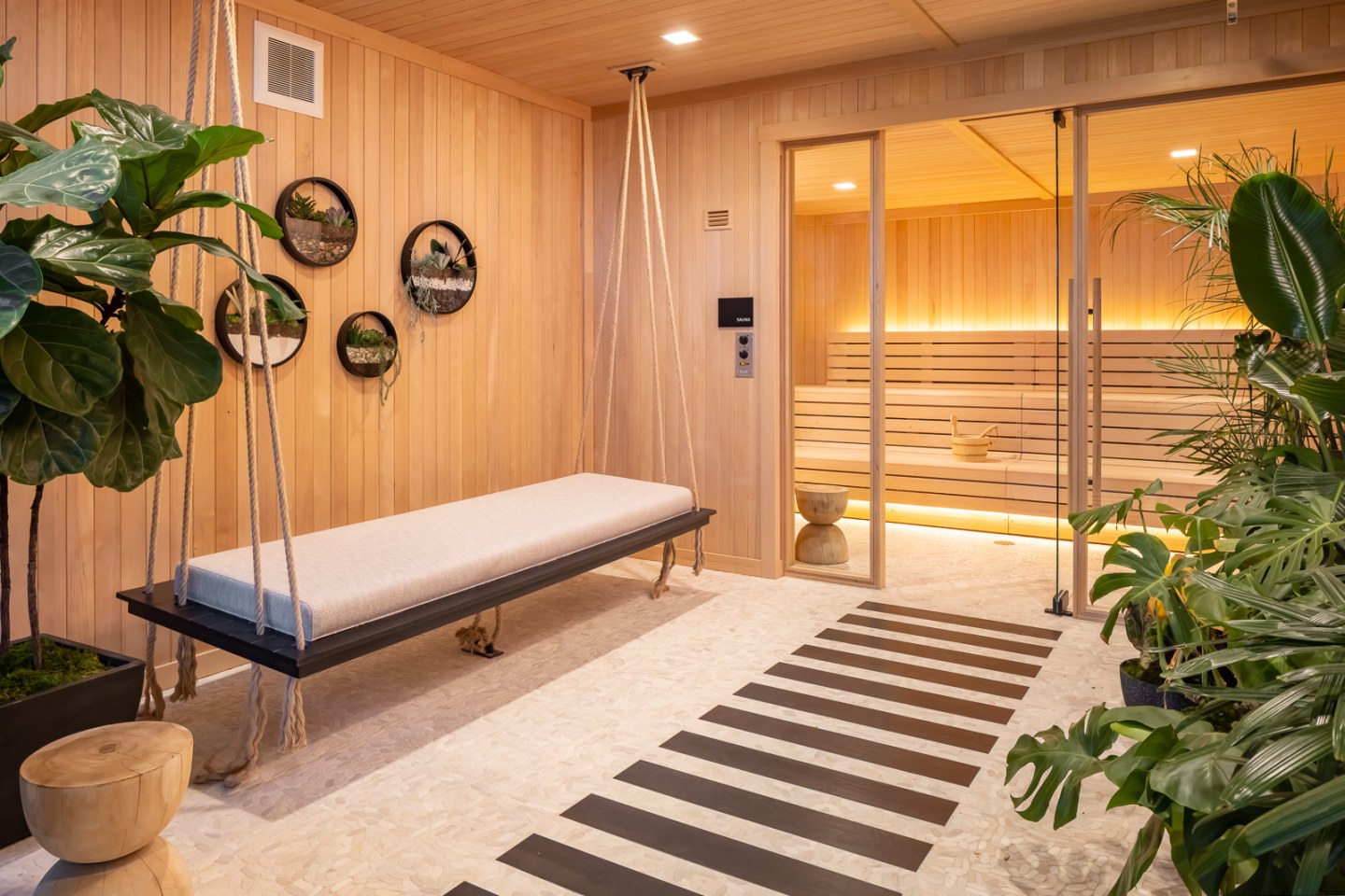 Platform Apartments Image 10