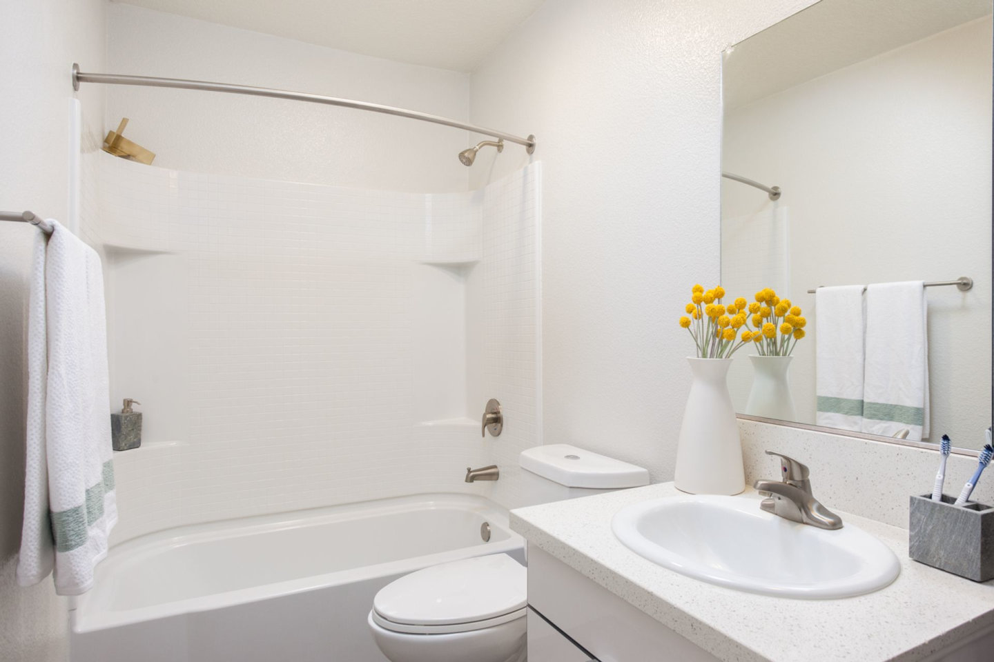 The 5800 Apartment Homes Image 6