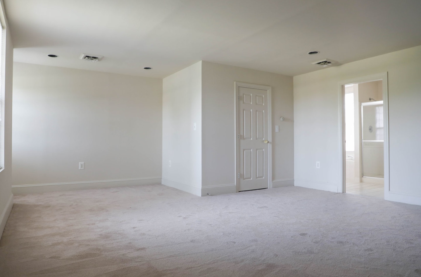 Ingram Manor Image 10