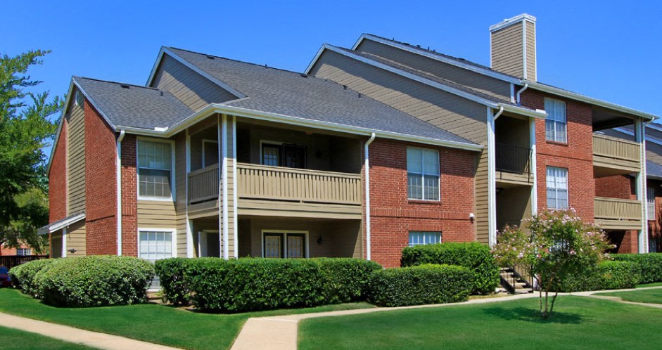 Preston Village Apartments Image 14