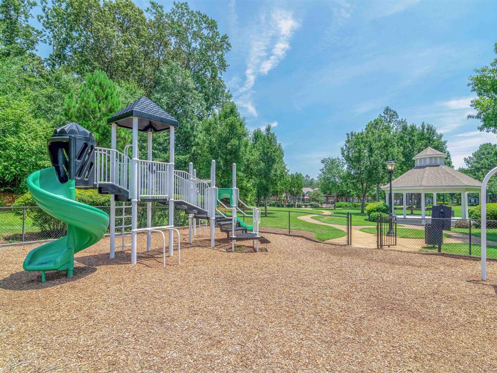 Park at Arlington Image 15