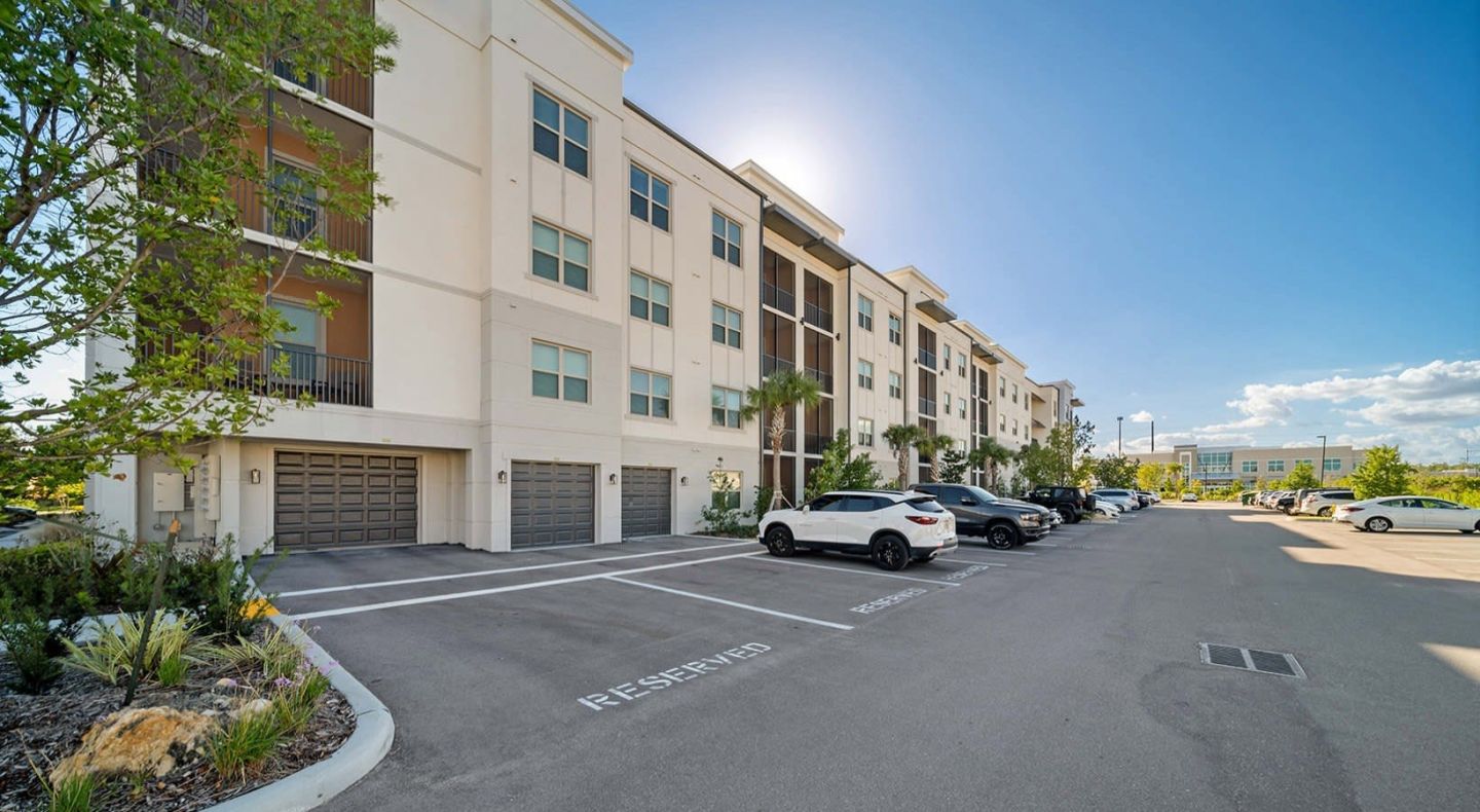 The Pearl Founders Square Apartments Image 33