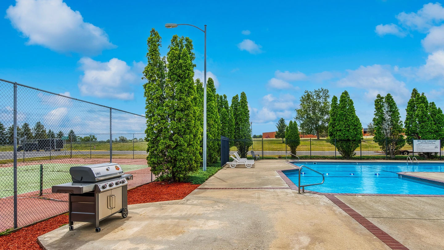 Castlerock Apartment Homes Image 9