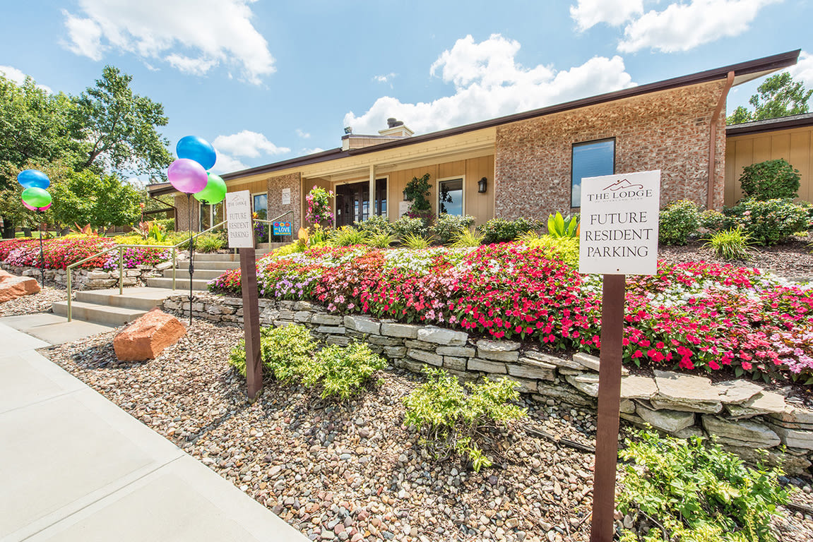 The Lodge of Overland Park Image 10