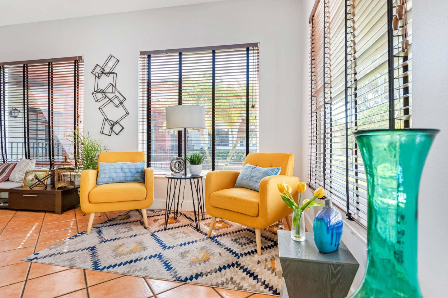 Sunset Gardens Apartments Image 8