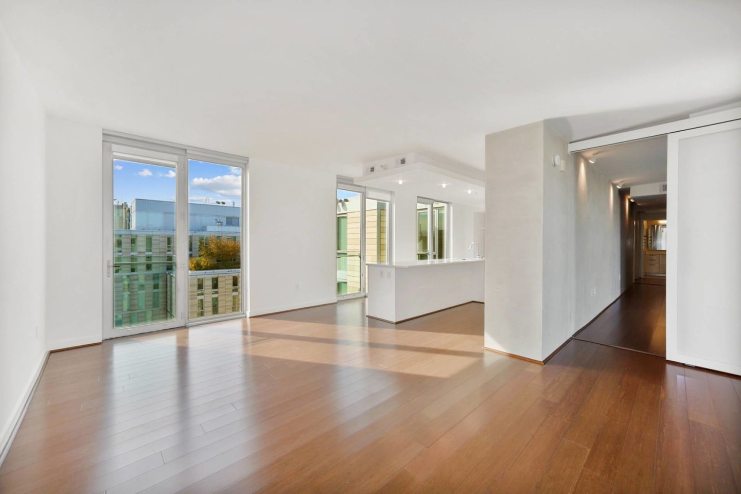 The Apartments at CityCenter Image 12