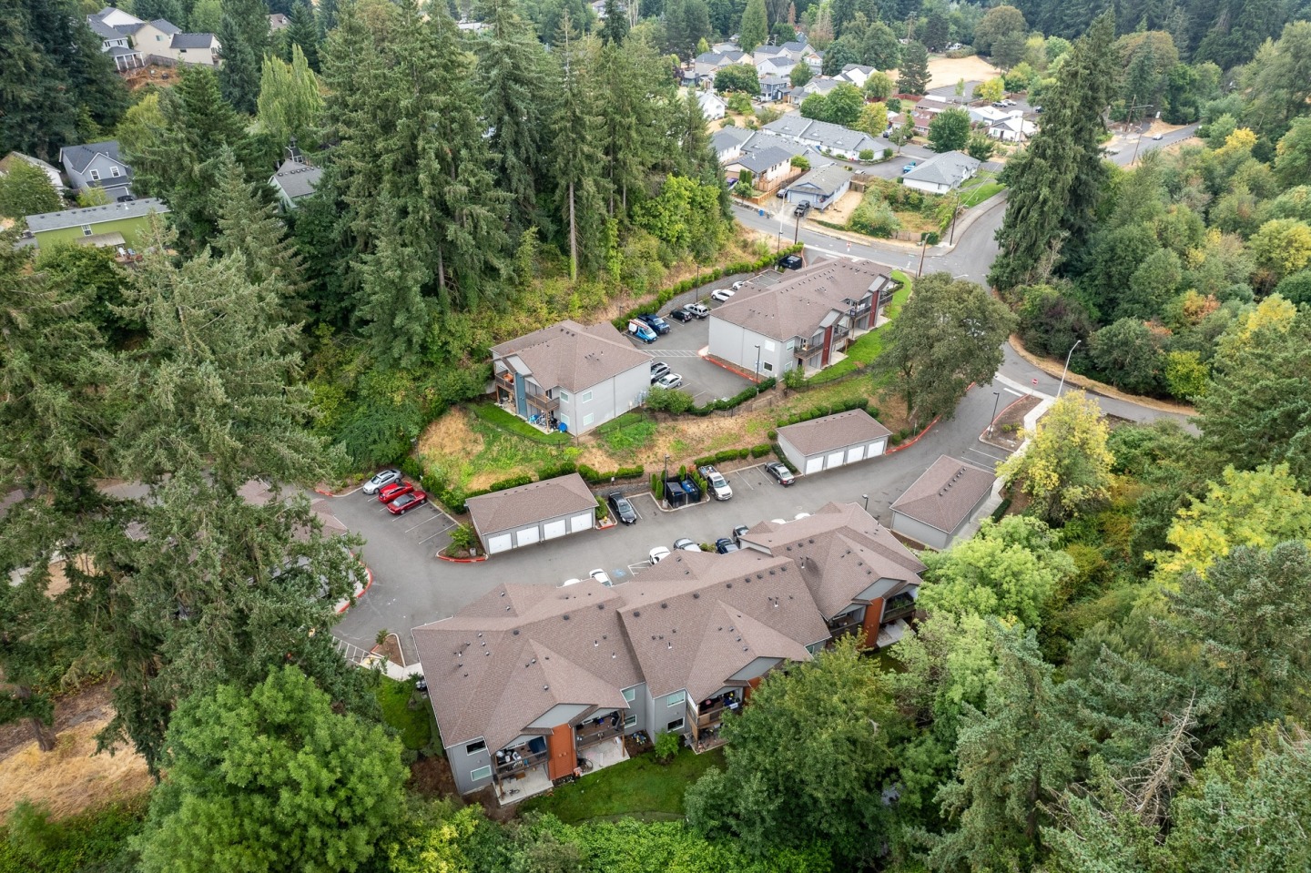 Leverich Apartments Image 24