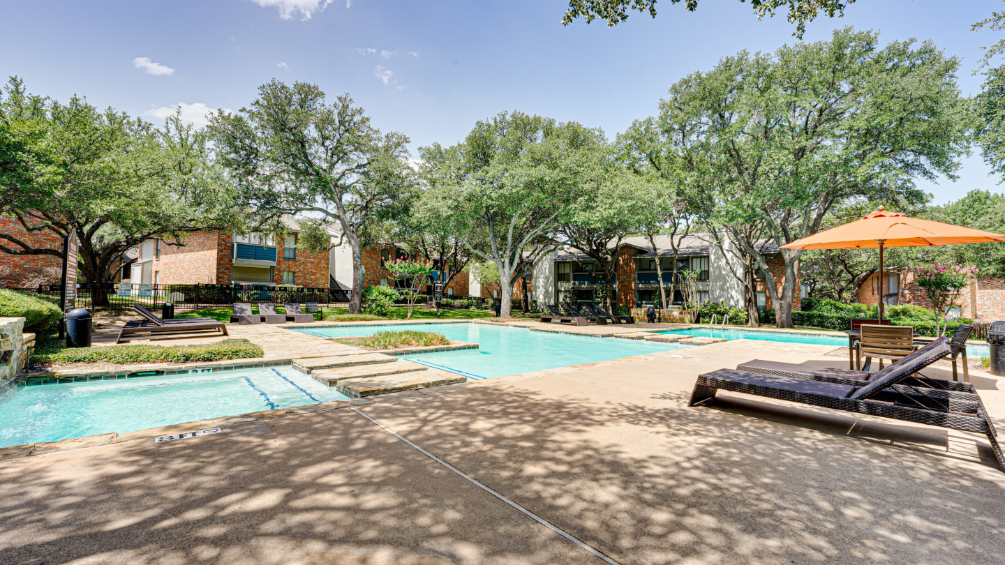 Southern Oaks Image 12