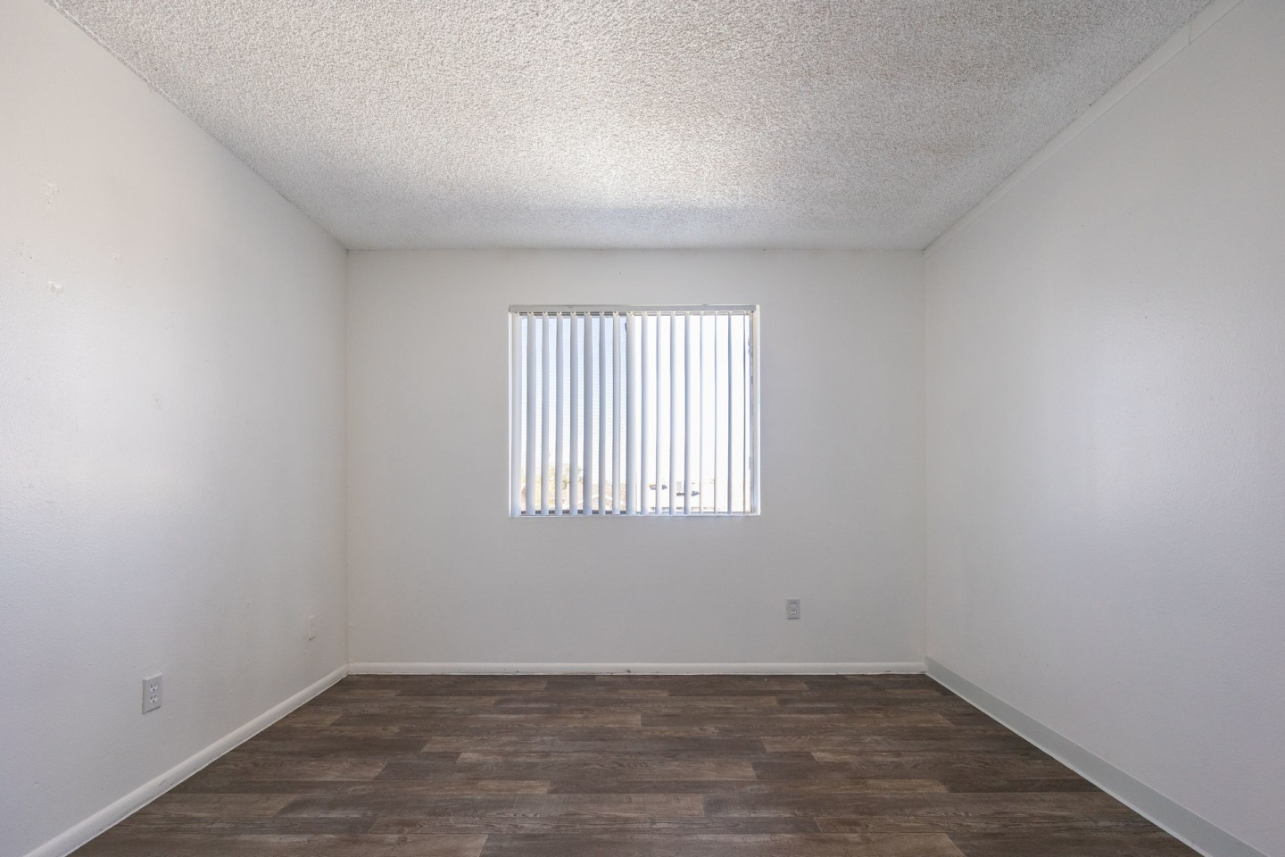 Park West Apartments Image 4