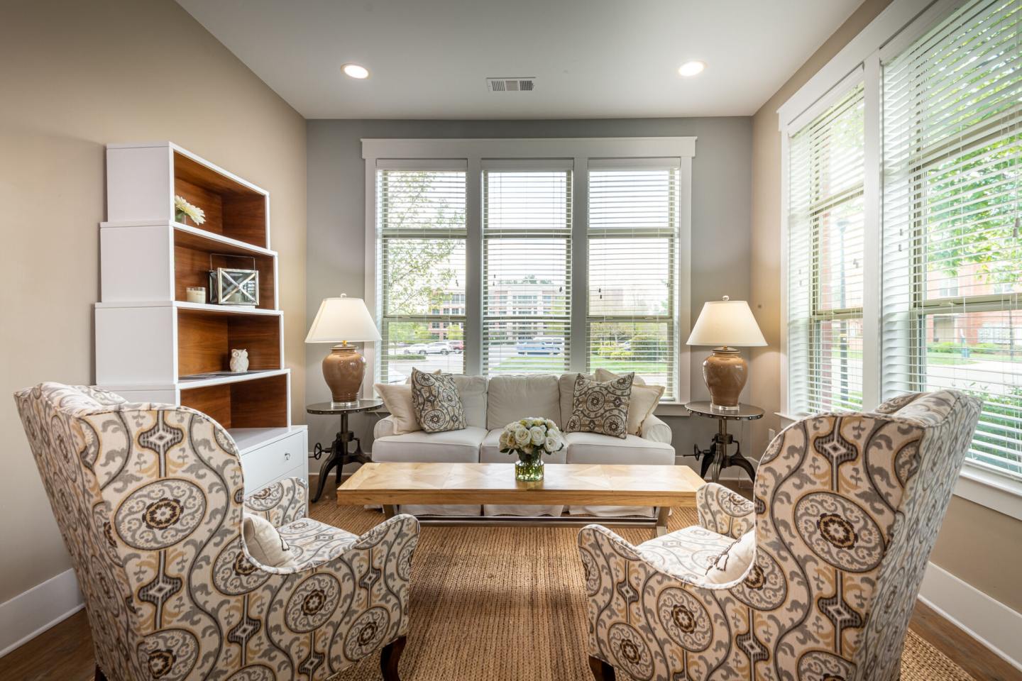 Apartments at Palladian Place Image 13