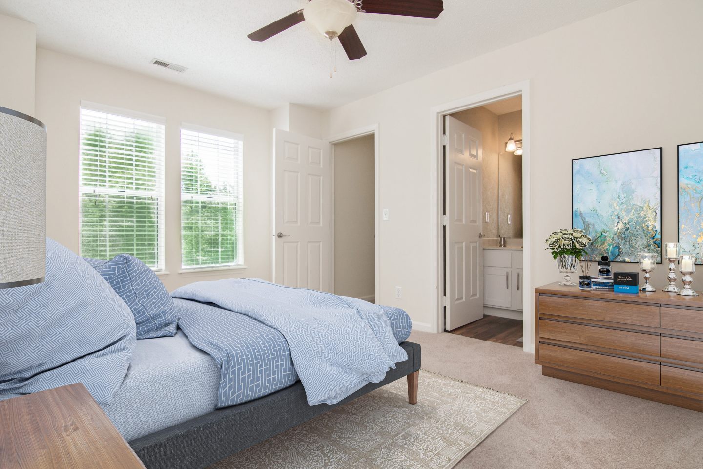 Savannah Place Image 20