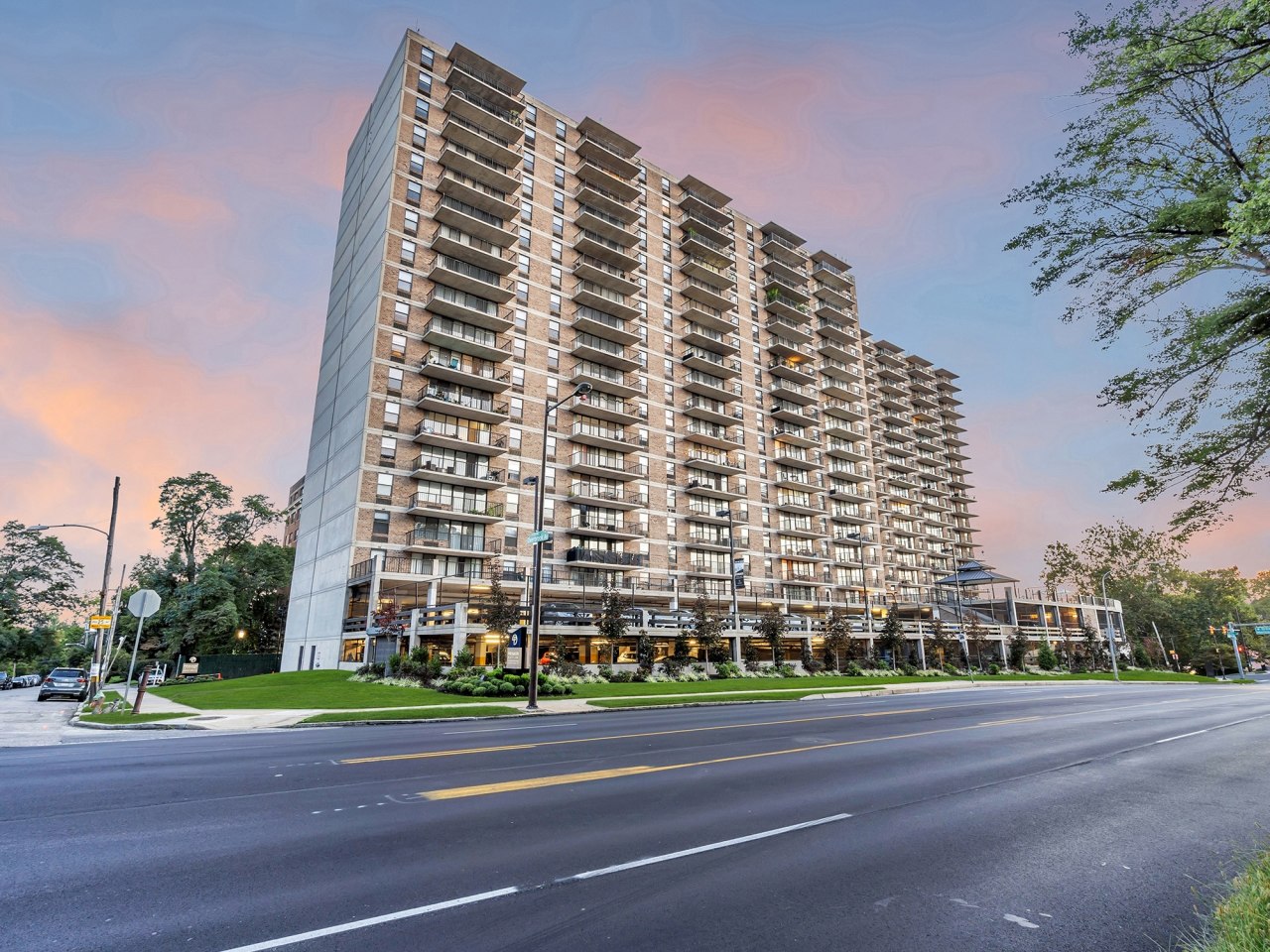 The Premier at City Line Image 26
