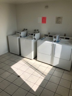 11211 Greenlawn Ave/4751 Sepulveda Blvd Image 4