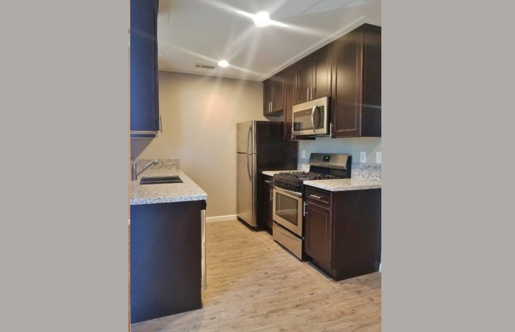 Fairway Estates Apartments Image 2