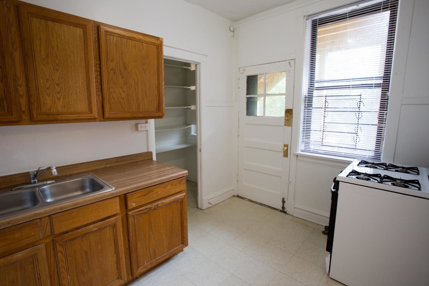 5411-5421 S. Ellis Avenue Image 22