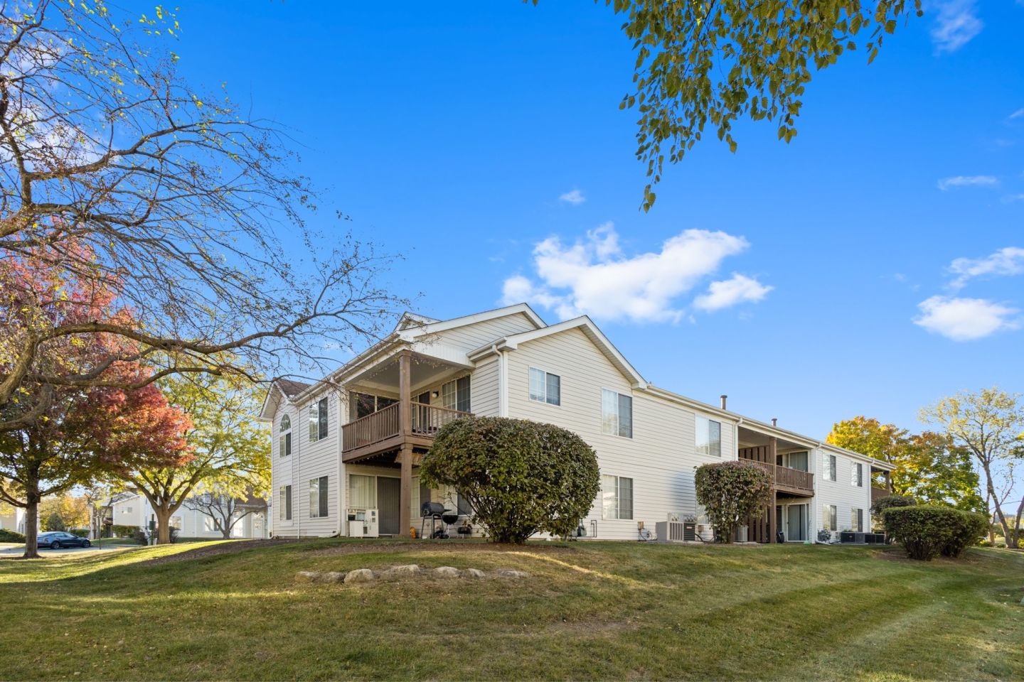 ExecuStay Avalon at Poplar Creek Image 25