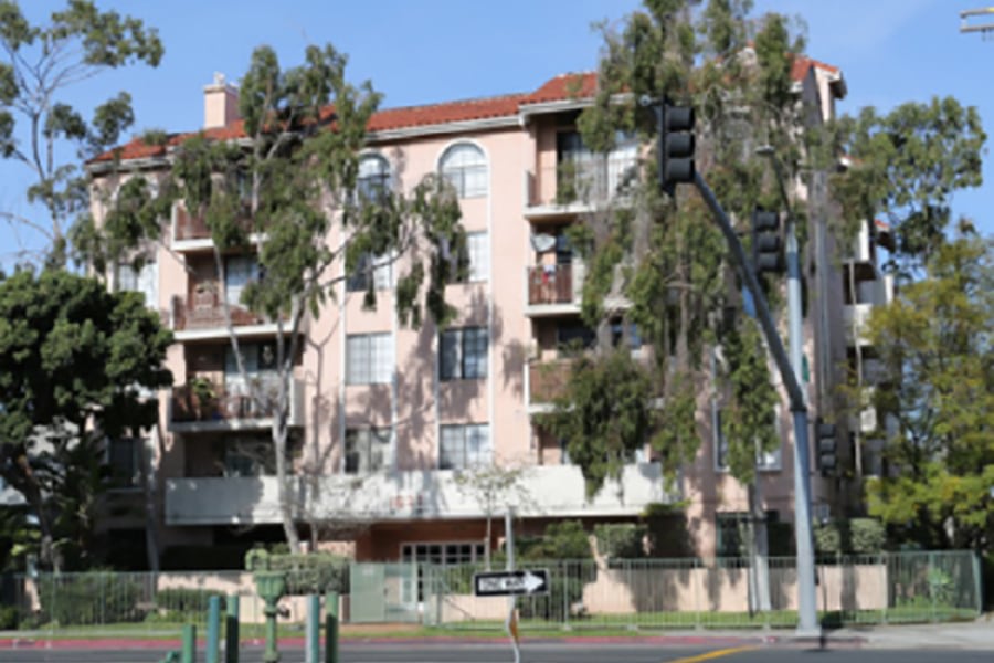 1621 Venice Blvd Image 1