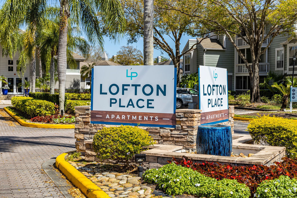Lofton Place Image 8