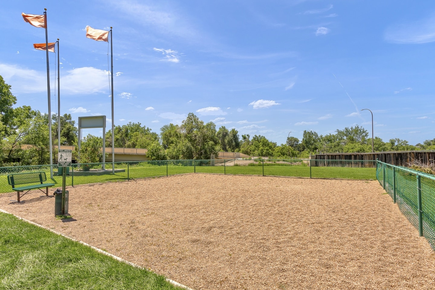 The Flats at Creekside Park Image 14