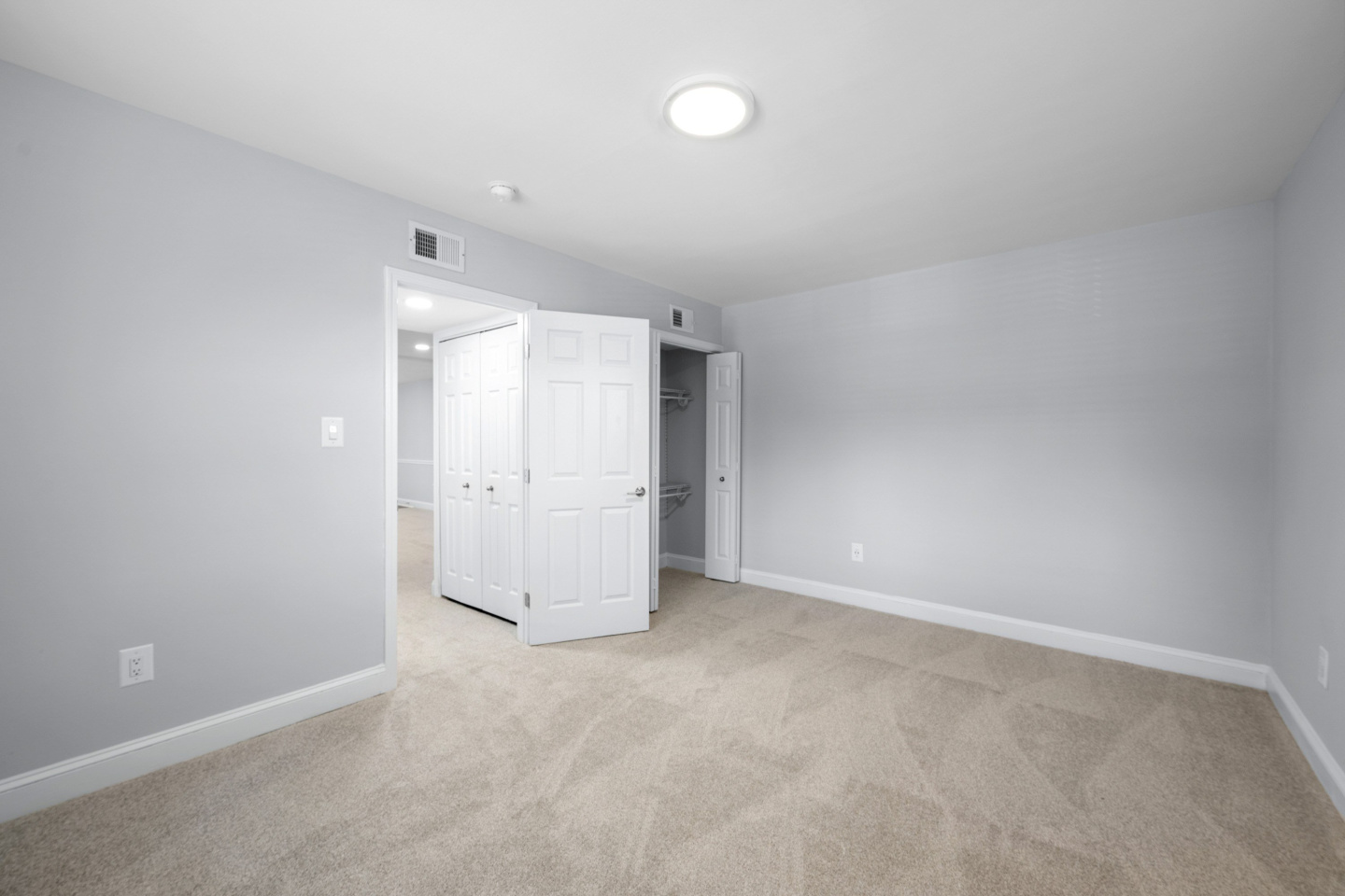 Bren Mar Apartments Image 18