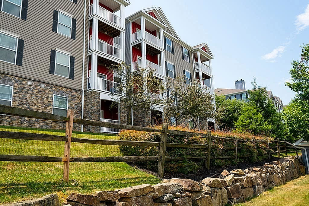 Apartments at Glenmoore Image 28
