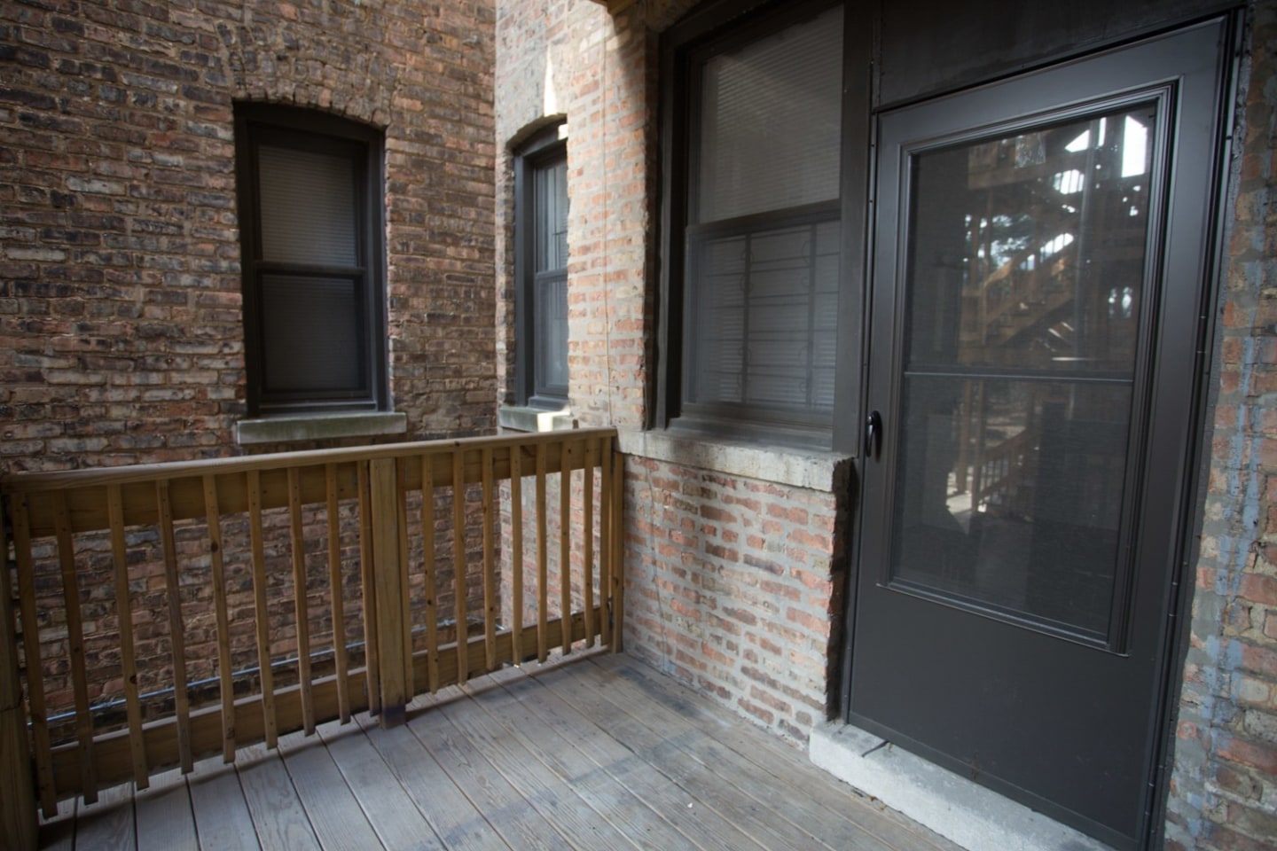 5452 S Ellis Image 25