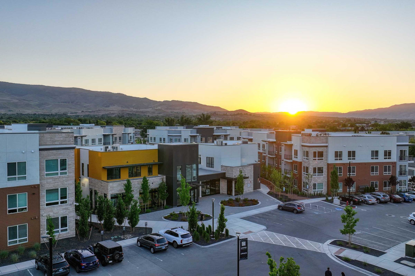 Halcyon Apartments Image 35