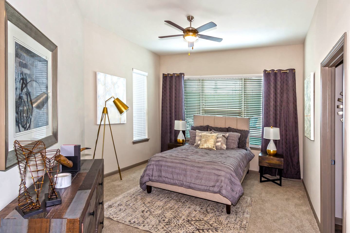 1760 Apartment Homes Image 9