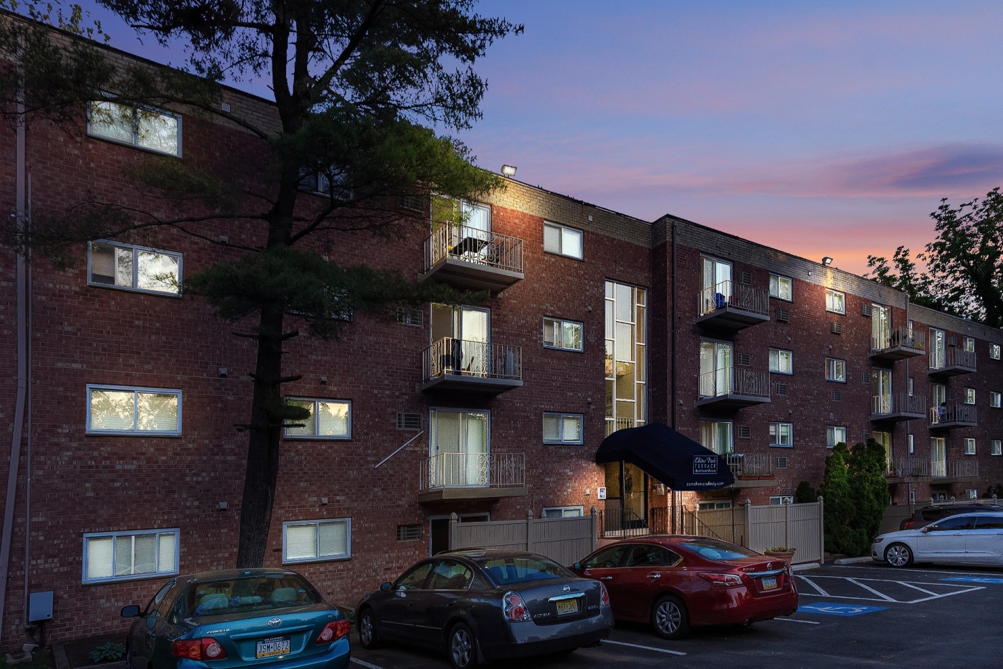 Elkins Park Terrace Image 11