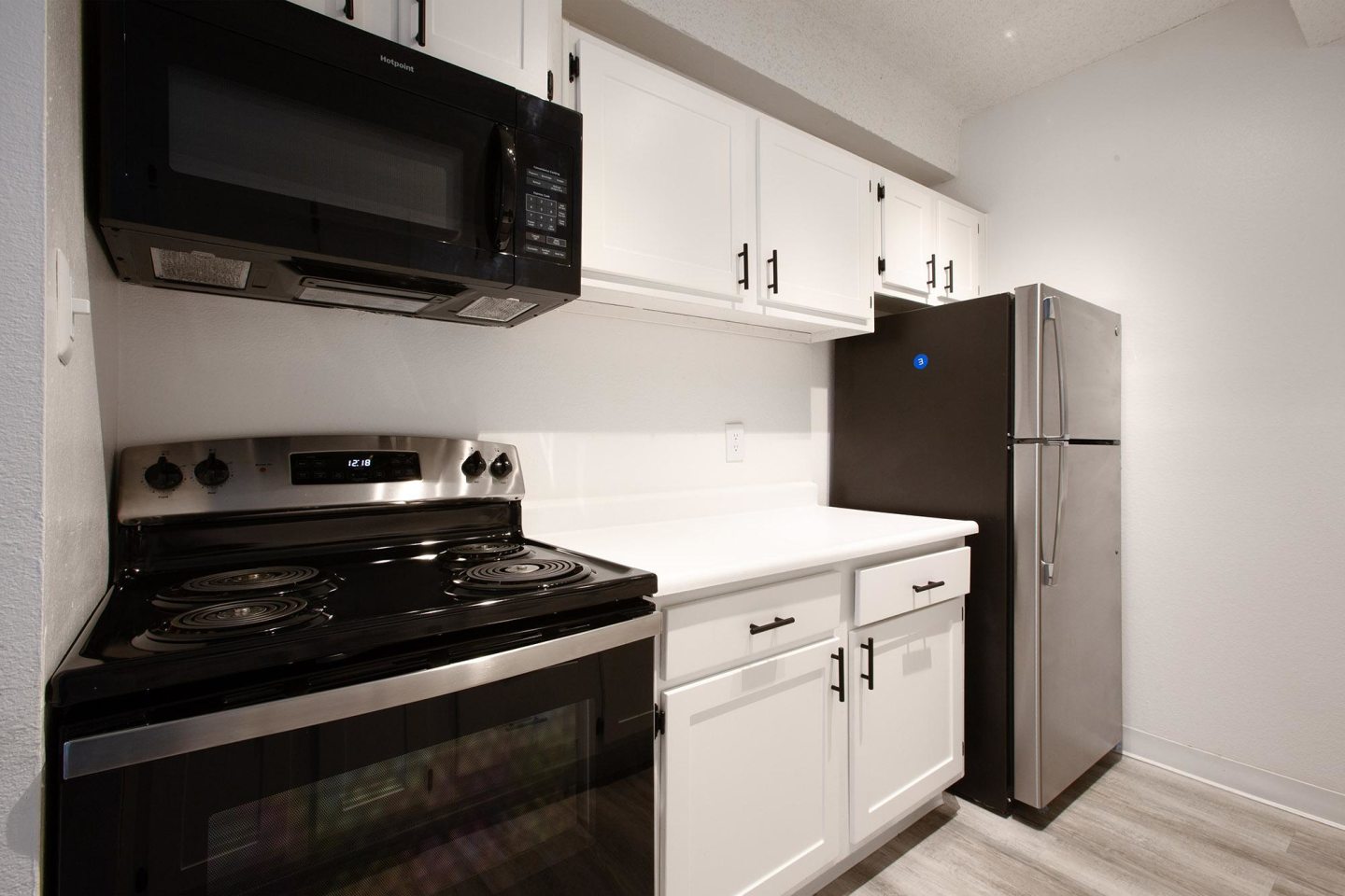 Los Altos Towers Image 22