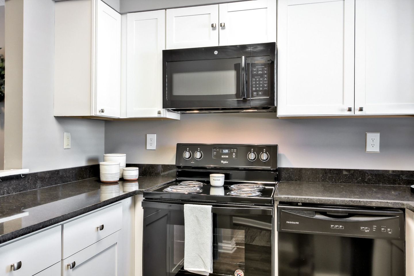 The Pops Apartments Image 4