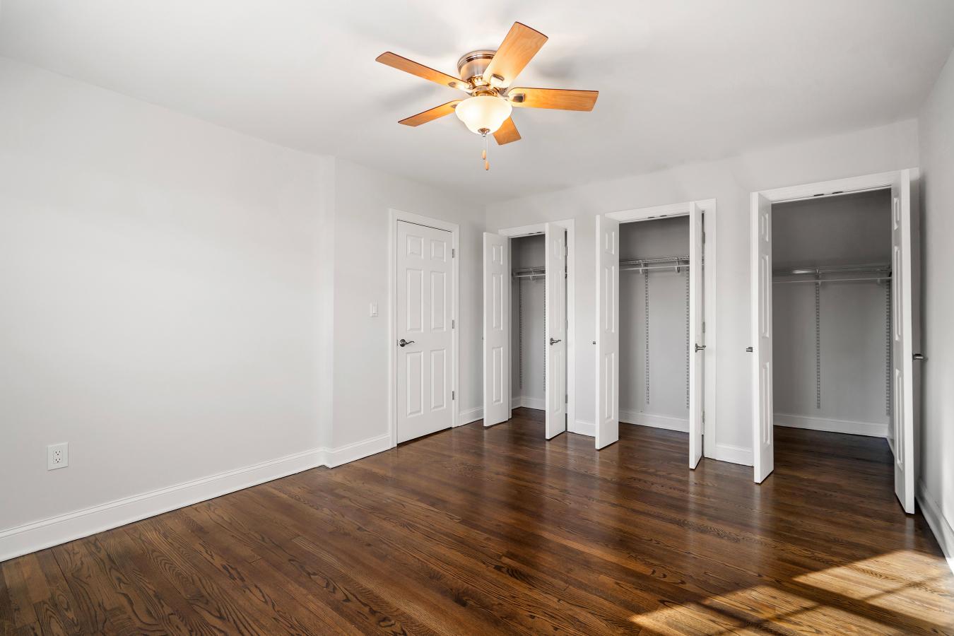 Madison Mall Apartments Image 9